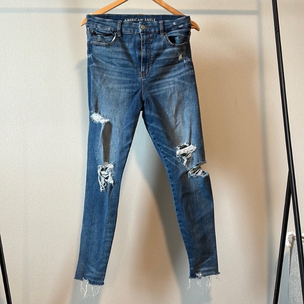 5/$25 American Eagle jeans